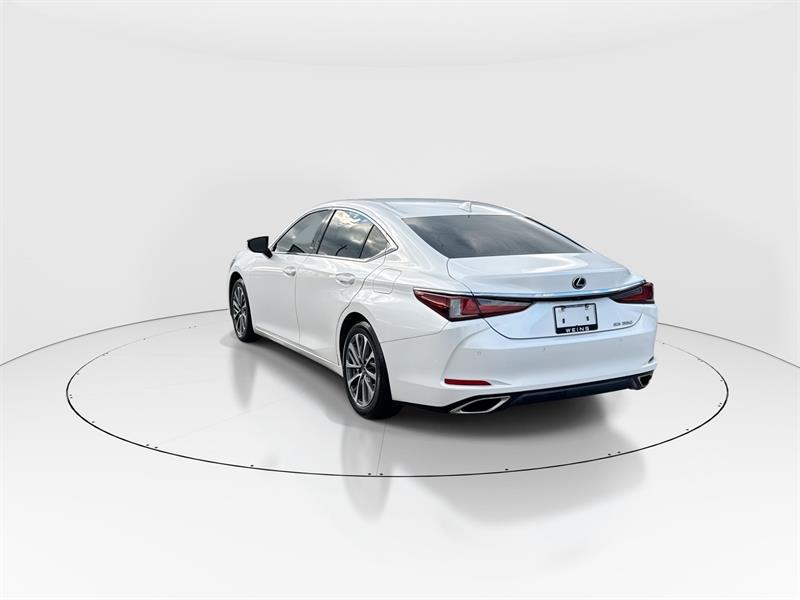 lexus ES 350 2023 - 7