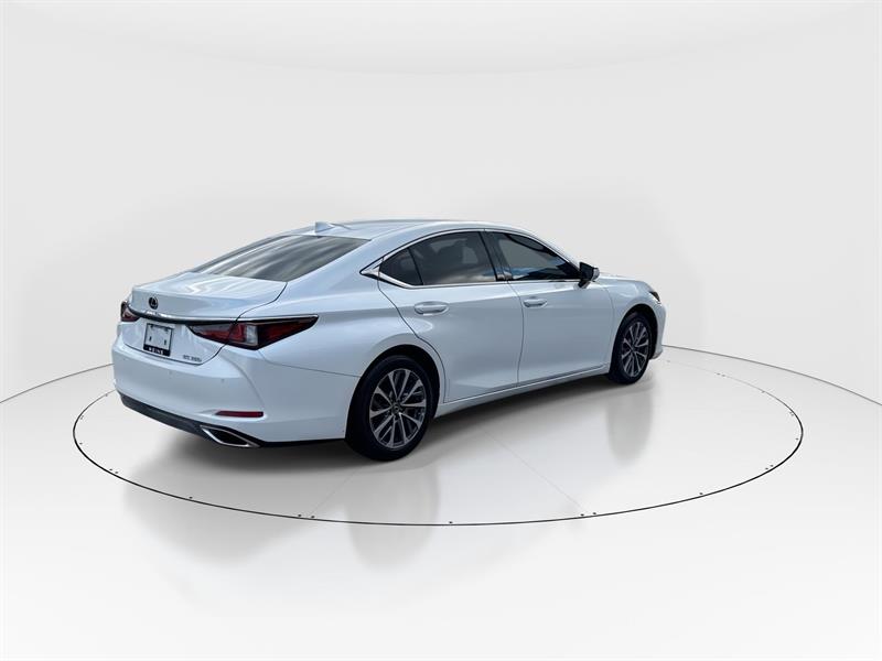 lexus ES 350 2023 - 9