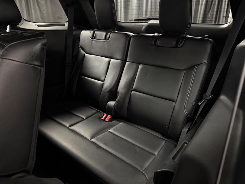 ford Explorer 2022 - 13