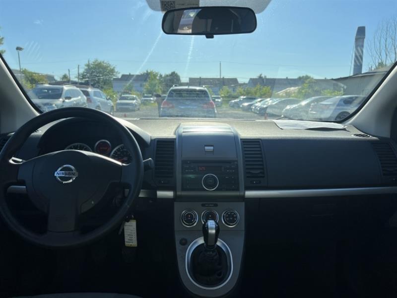 nissan Sentra 2010 - 9