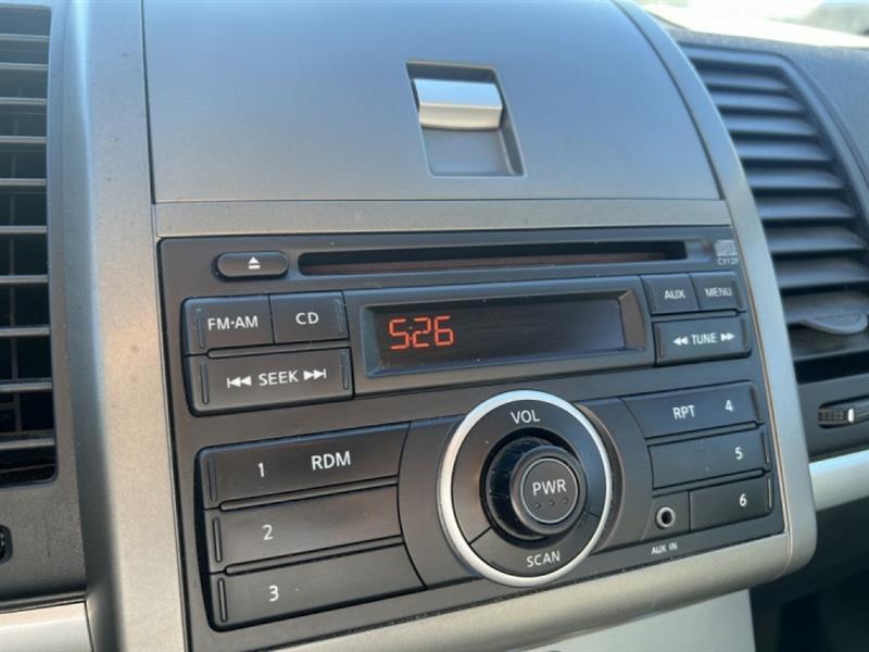 nissan Sentra 2010 - 11