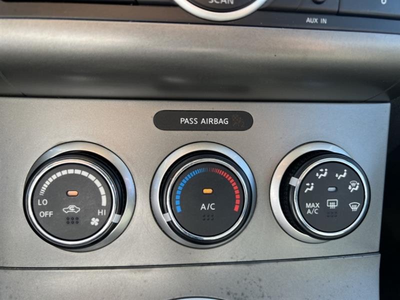 nissan Sentra 2010 - 12