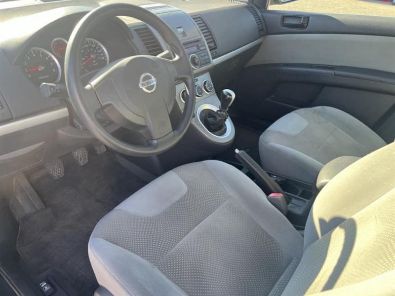 nissan Sentra 2010 - 15