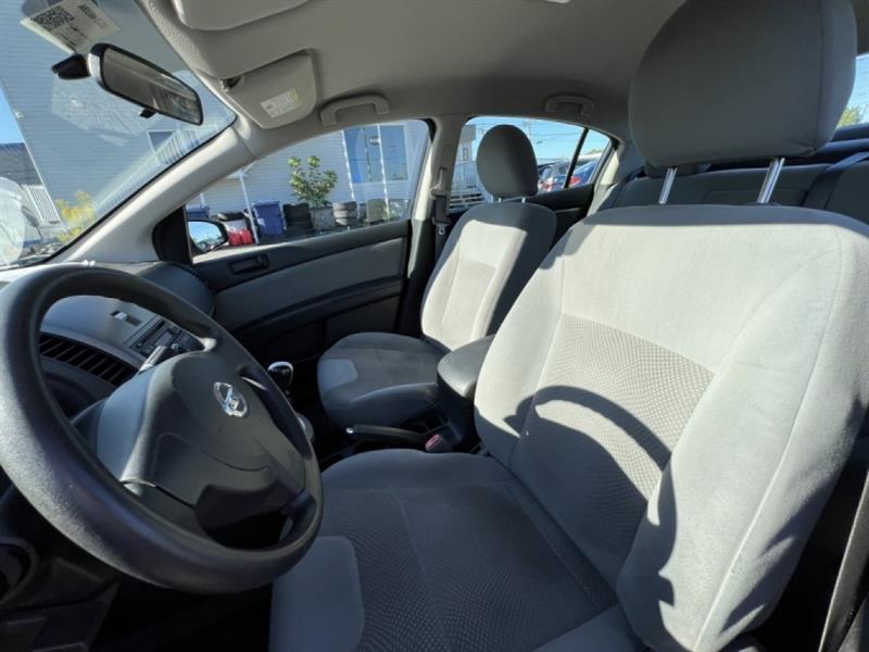 nissan Sentra 2010 - 16