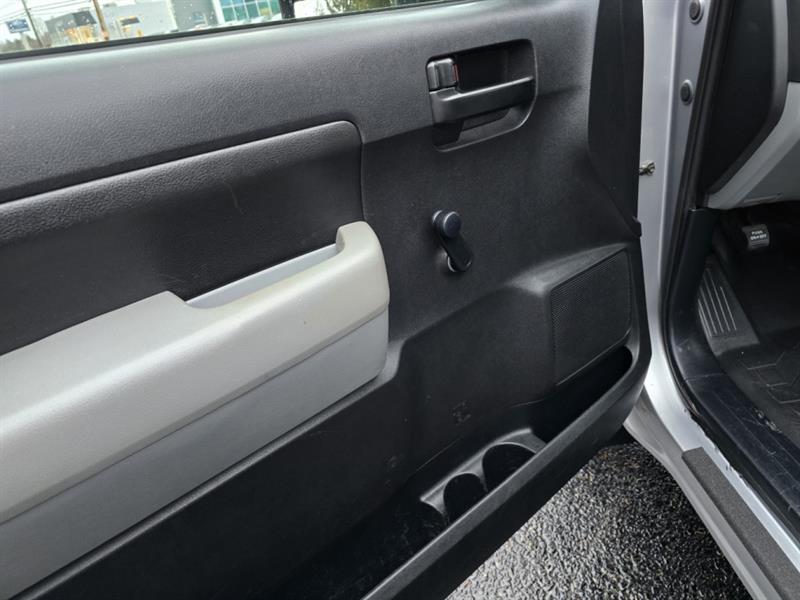 toyota Tundra 2010 - 7