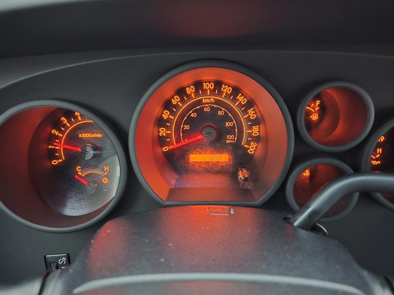 toyota Tundra 2010 - 10