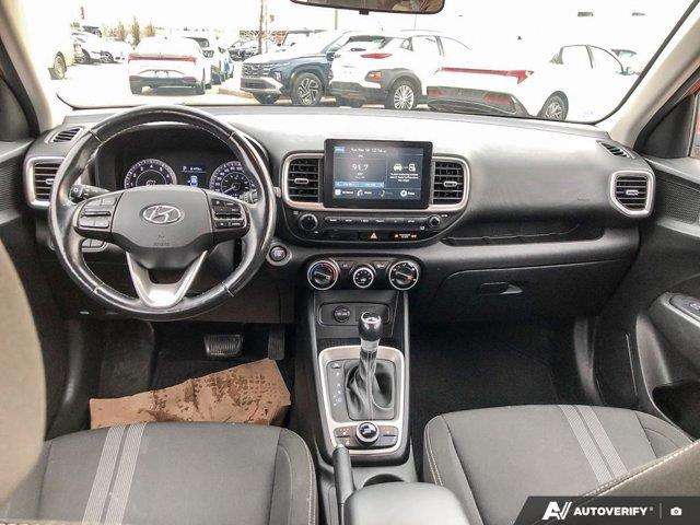 hyundai Venue 2021 - 23