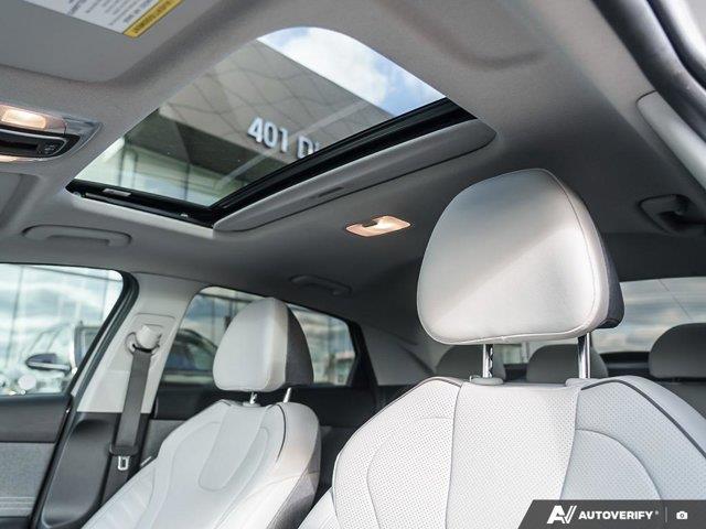 hyundai Elantra hybride 2023 - 26