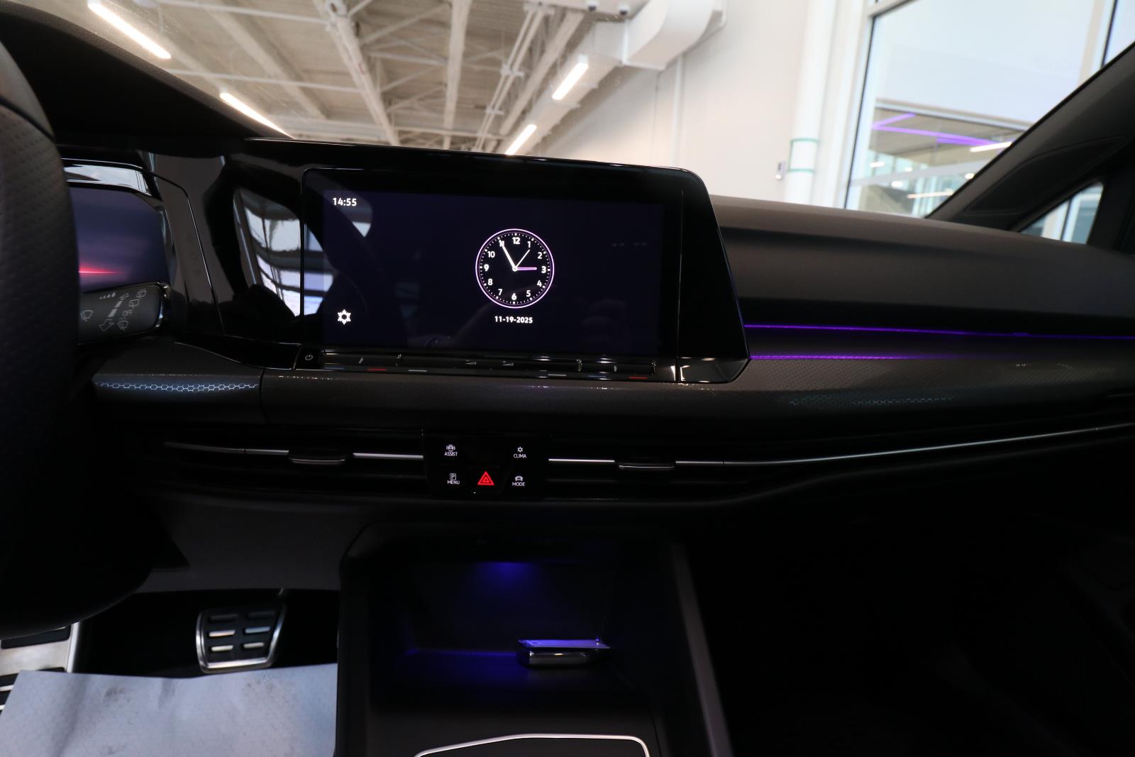 volkswagen Golf GTI 2022 - 12