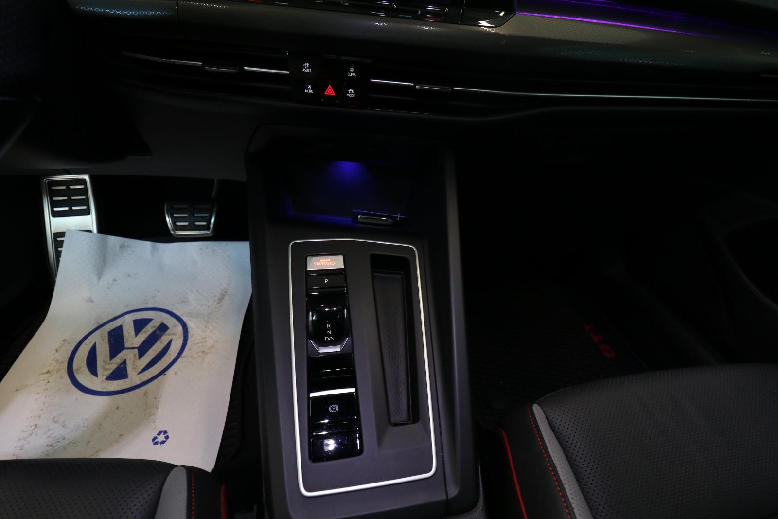 volkswagen Golf GTI 2022 - 13