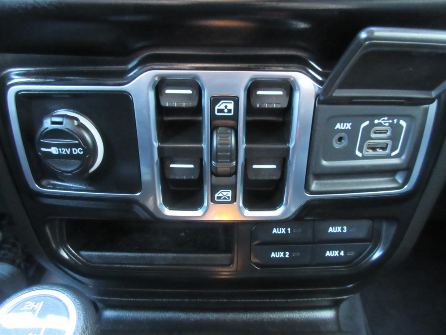 jeep Wrangler 2022 - 27