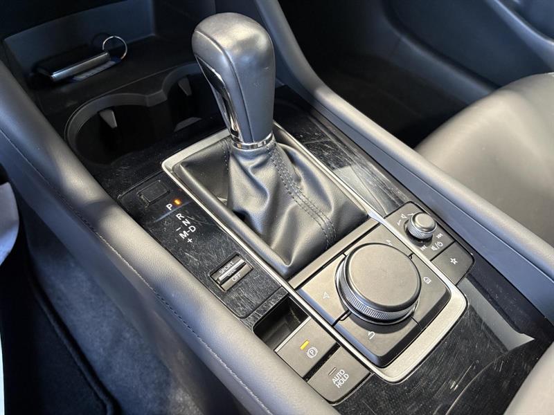 mazda Mazda3 2019 - 23