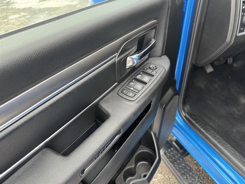 ram 1500 Classic 2023 - 17