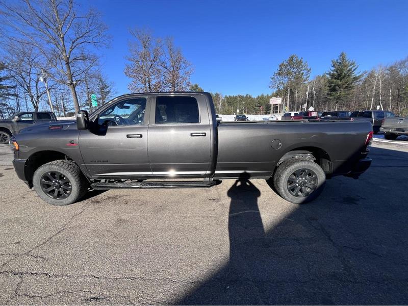ram 2500 Big Horn 2024 - 11