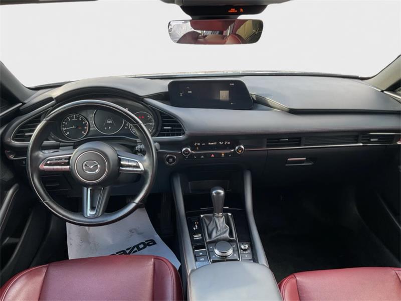 mazda Mazda3 2022 - 11