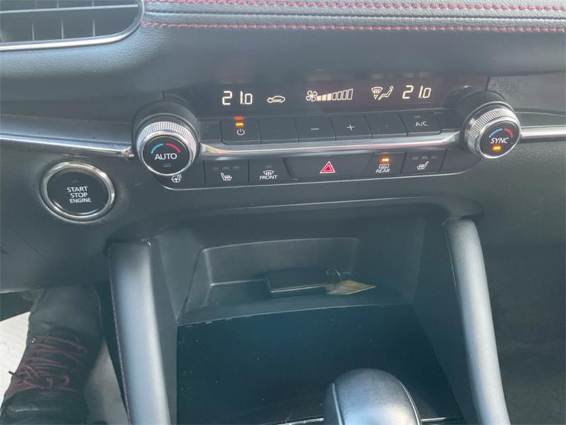 mazda Mazda3 2022 - 17