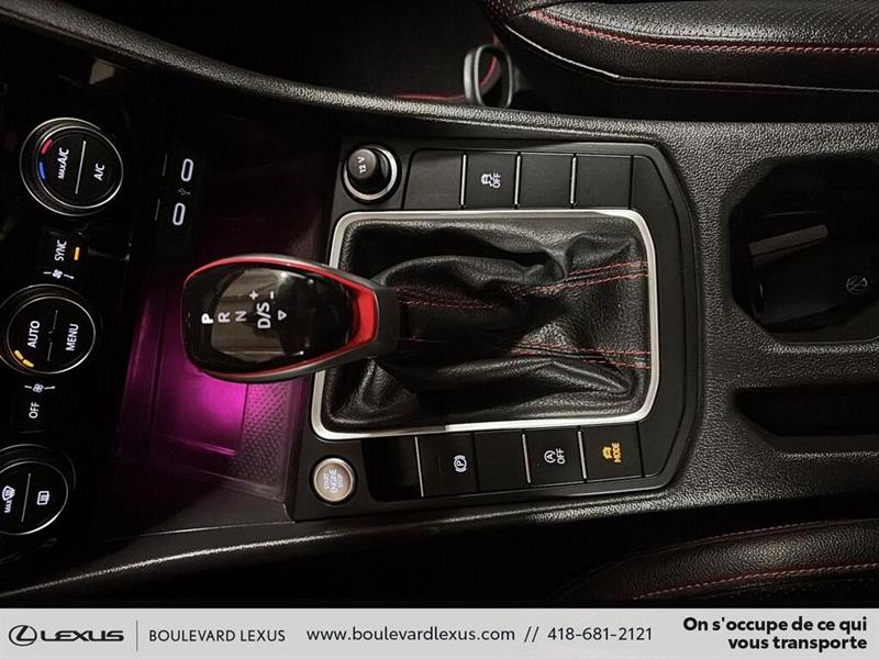 volkswagen Jetta GLI 2023 - 16