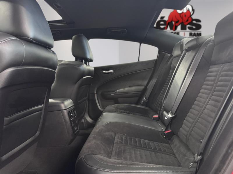 dodge Charger 2022 - 13