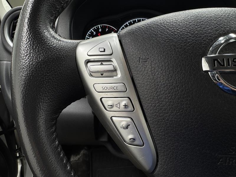 nissan Versa Note 2015 - 18