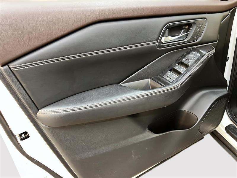 nissan Rogue 2023 - 25