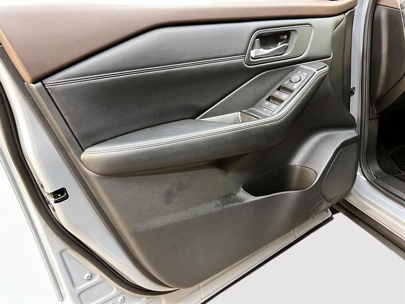 nissan Rogue 2023 - 25