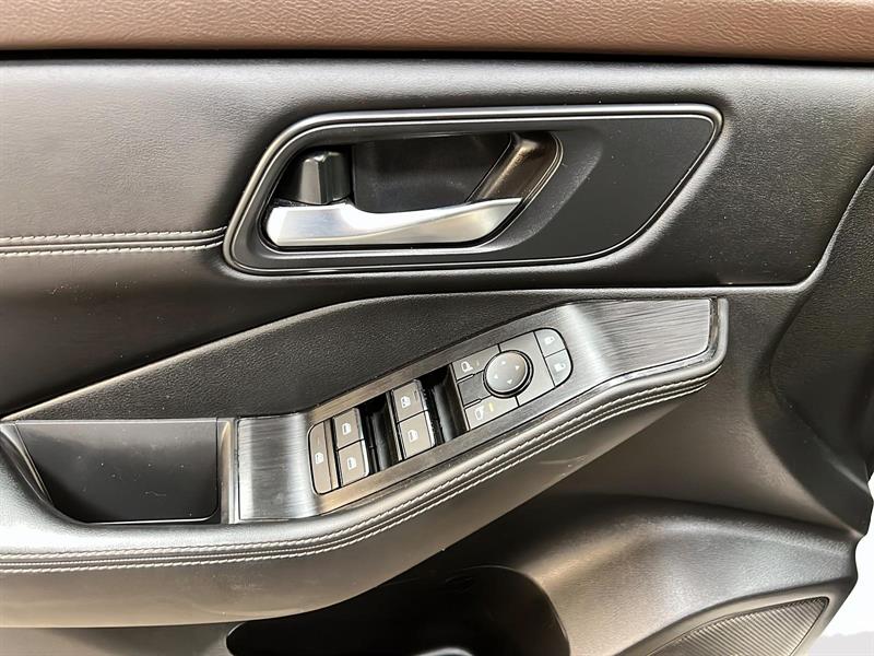 nissan Rogue 2023 - 24