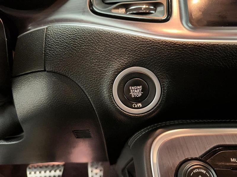 dodge Challenger 2018 - 17