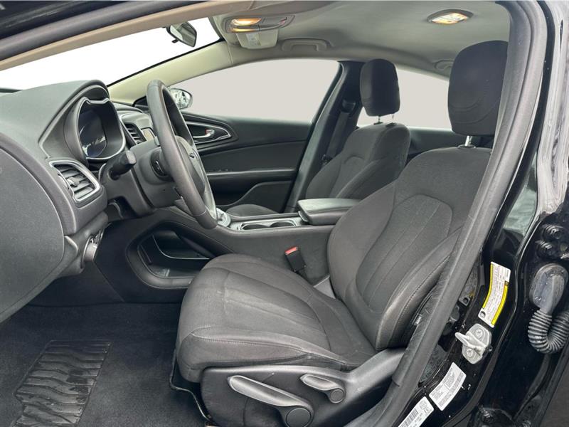 chrysler 200 2015 - 12