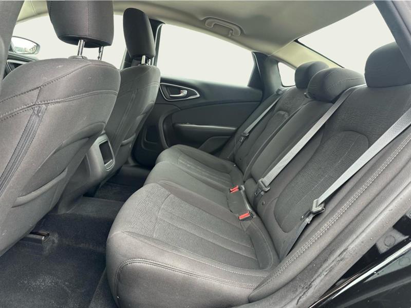 chrysler 200 2015 - 13