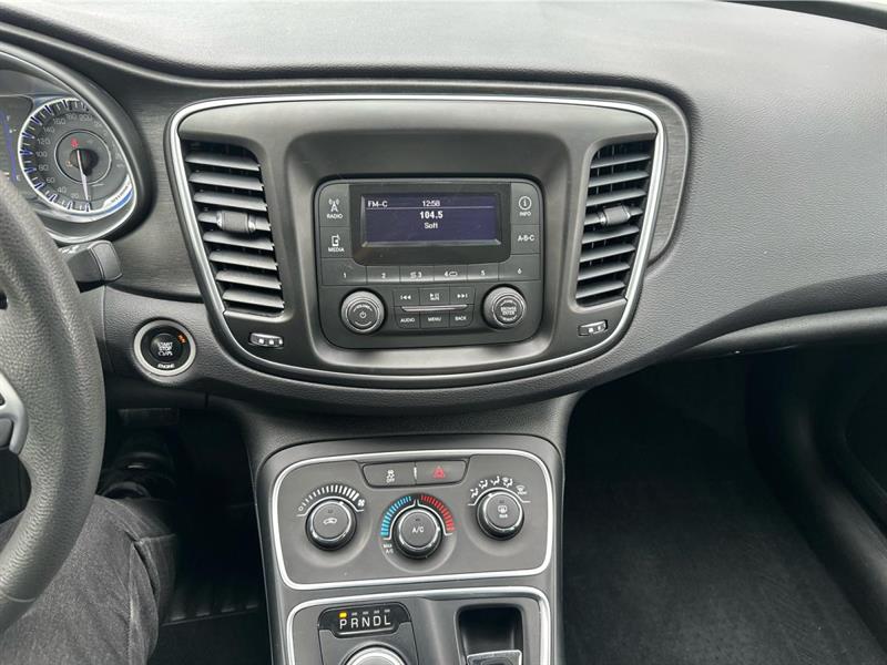 chrysler 200 2015 - 15