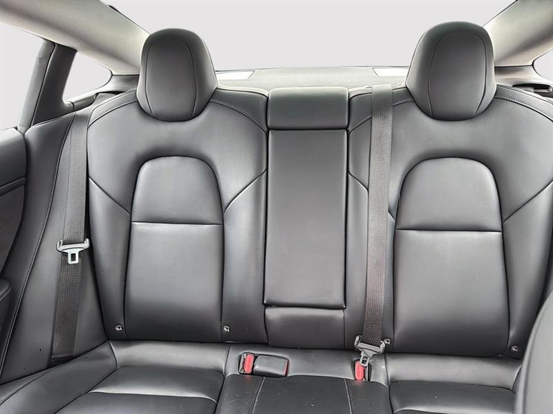 tesla Model 3 2021 - 8