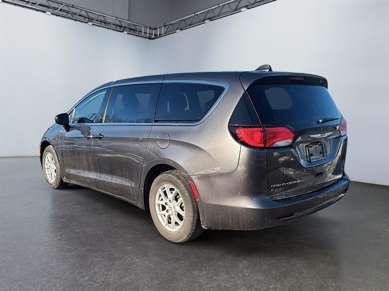 chrysler Grand Caravan 2022 - 5