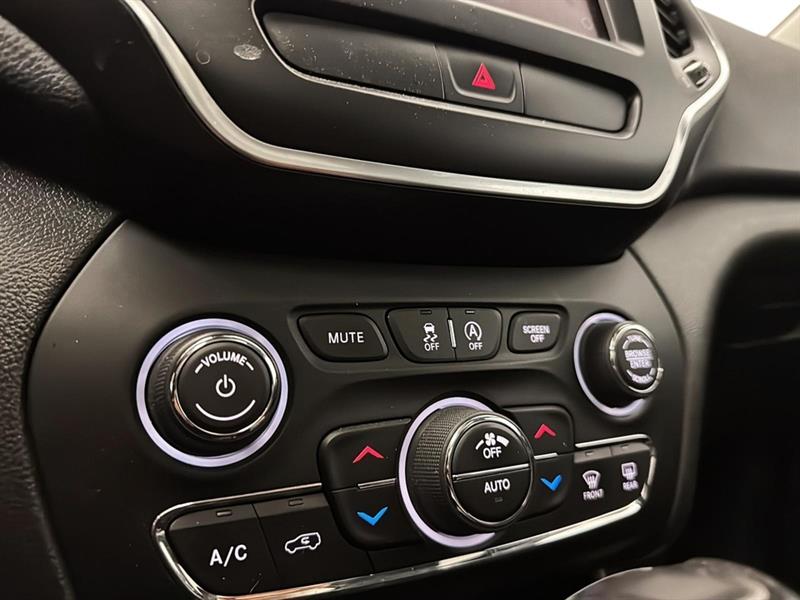 jeep Cherokee 2022 - 19