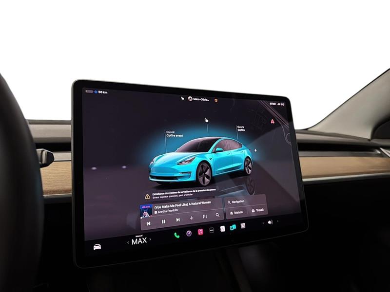 tesla Model 3 2022 - 11