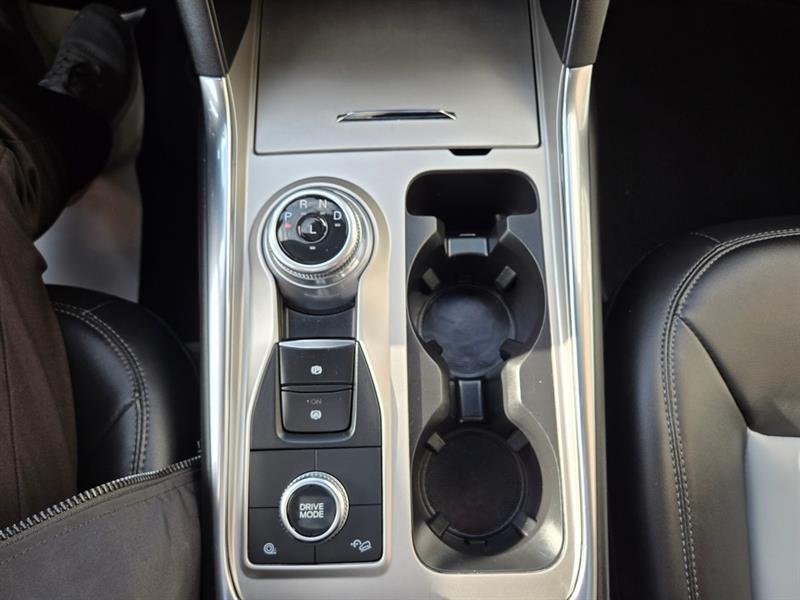 ford Explorer 2022 - 28