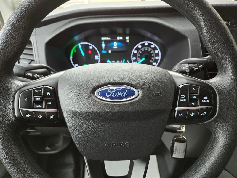 ford E-Transit Cargo Van 2023 - 18