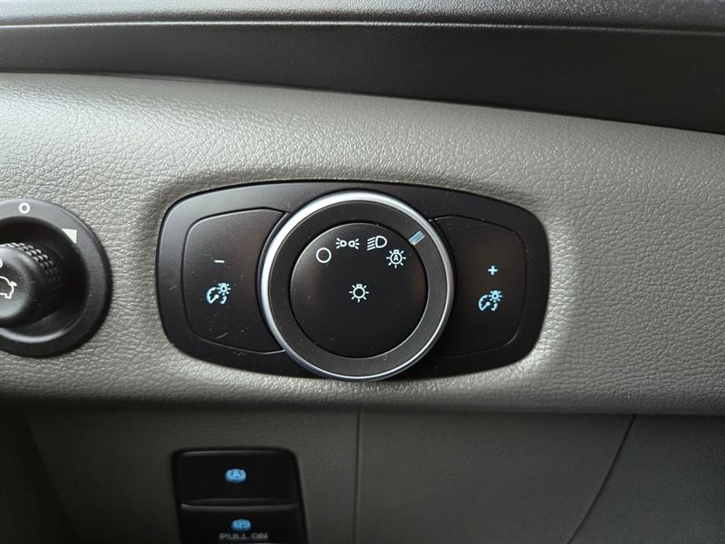 ford E-Transit Cargo Van 2023 - 22