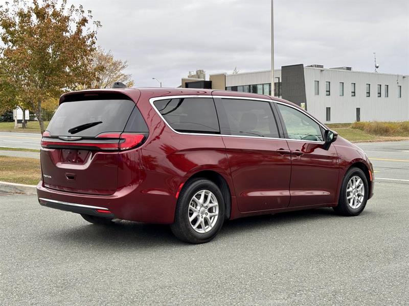 chrysler Pacifica 2023 - 8