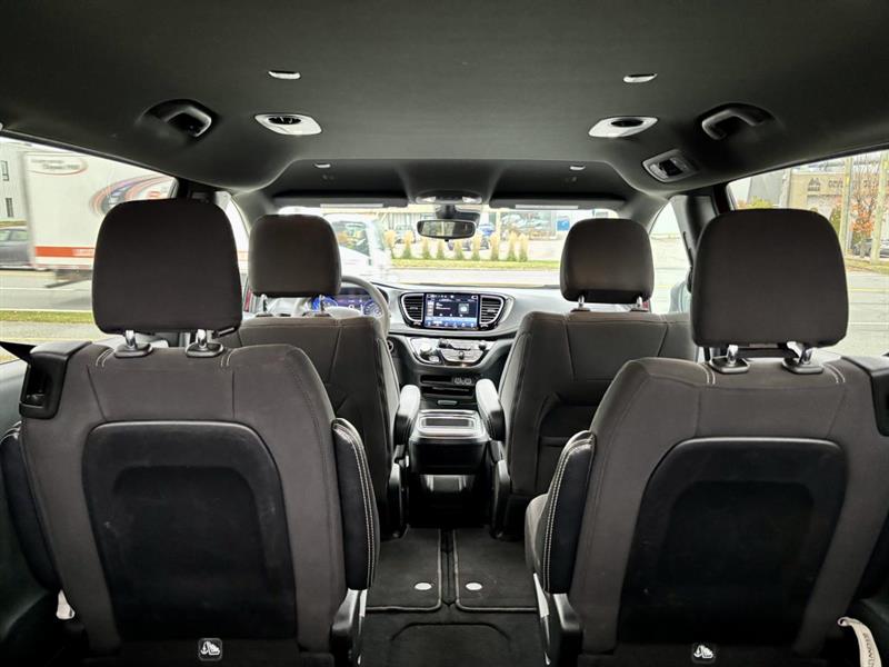 chrysler Pacifica 2023 - 11