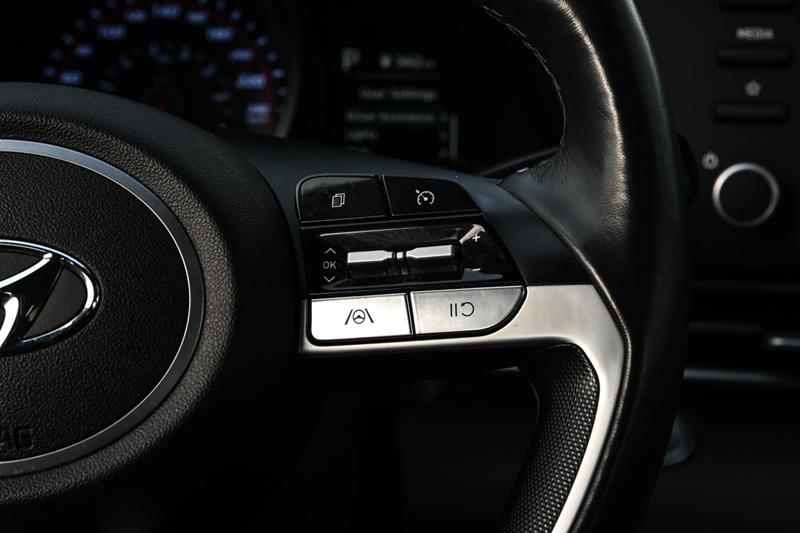 hyundai Elantra 2023 - 17