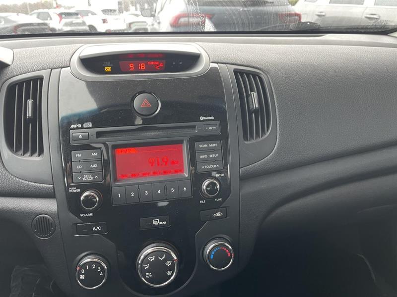 kia Forte Koup 2012 - 17