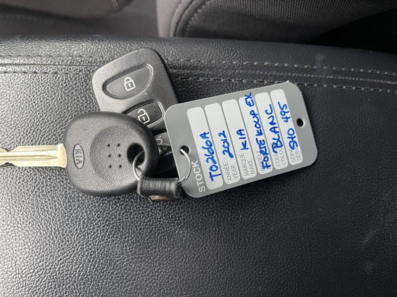 kia Forte Koup 2012 - 22