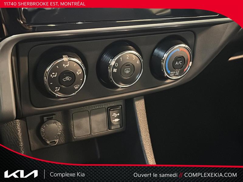 toyota Corolla 2018 - 17