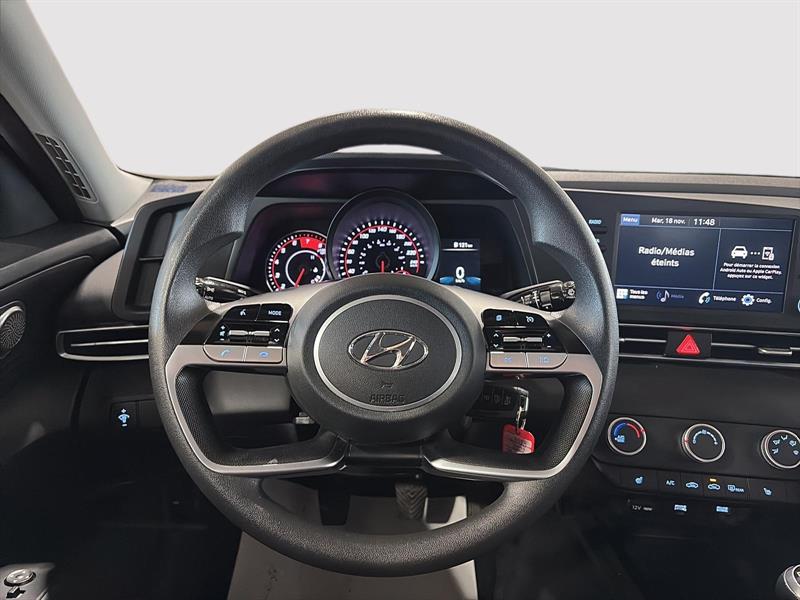 hyundai Elantra 2022 - 13