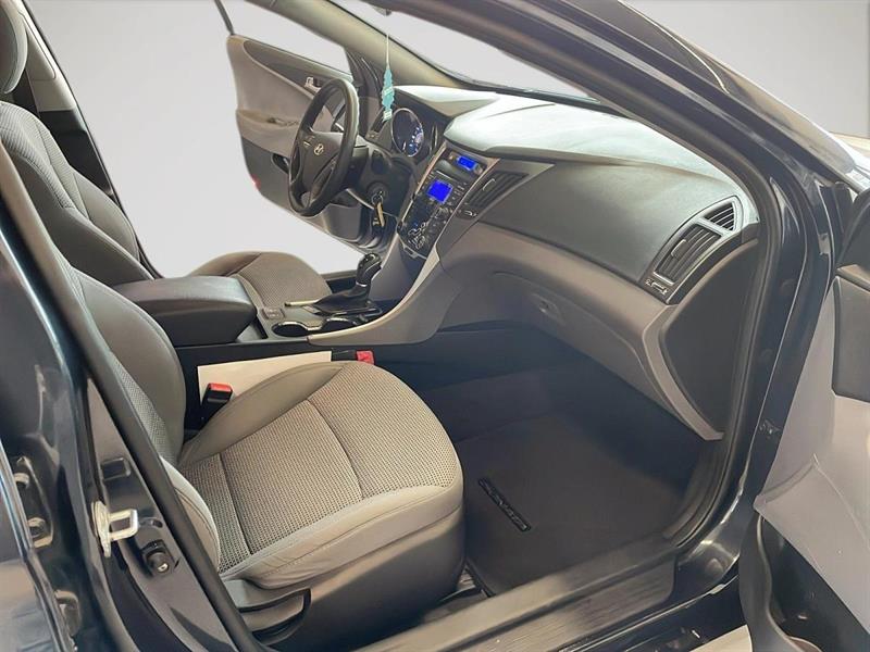 hyundai Sonata 2012 - 21