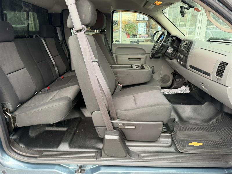 chevrolet Silverado 1500 2012 - 11