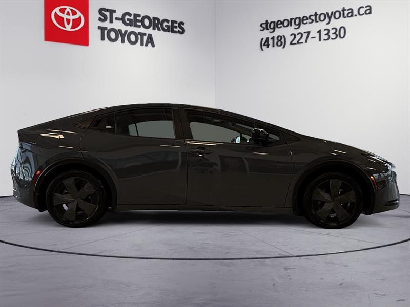 toyota Prius Prime 2024 - 11