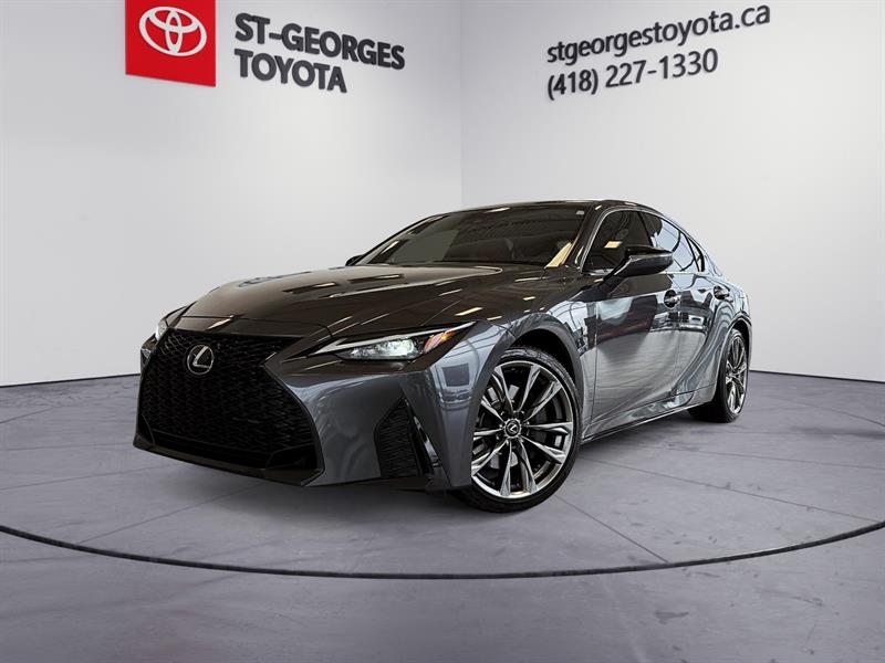 lexus IS 300 2022