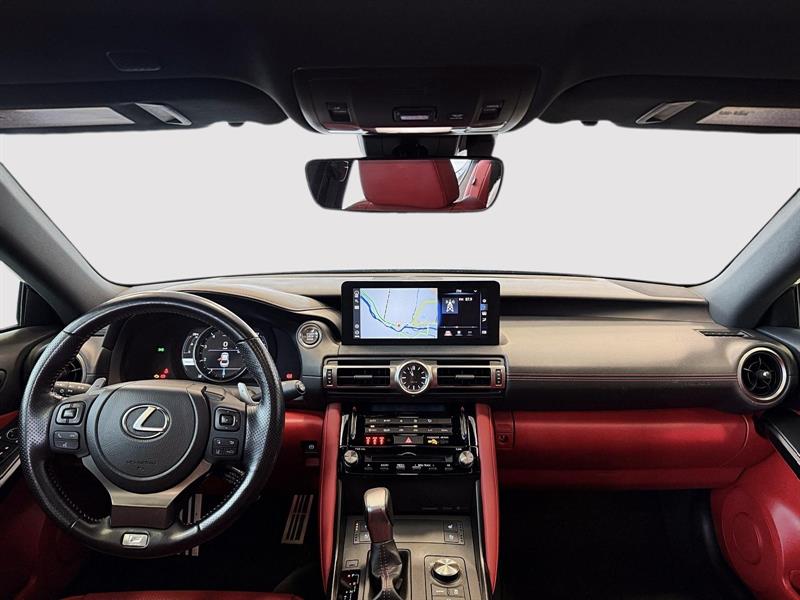 lexus IS 300 2022 - 4