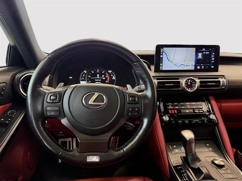 lexus IS 300 2022 - 5